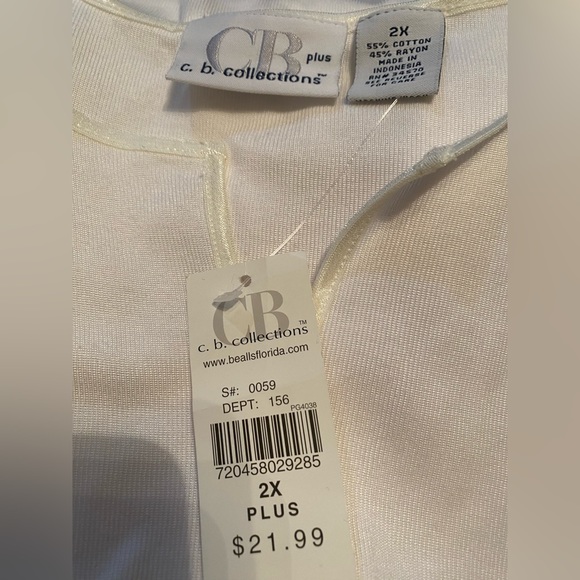 C.B.Collections NWT Women’s Top Size 2X White Ribbed V-Neck Satin Neck Trim - Picture 7 of 10
